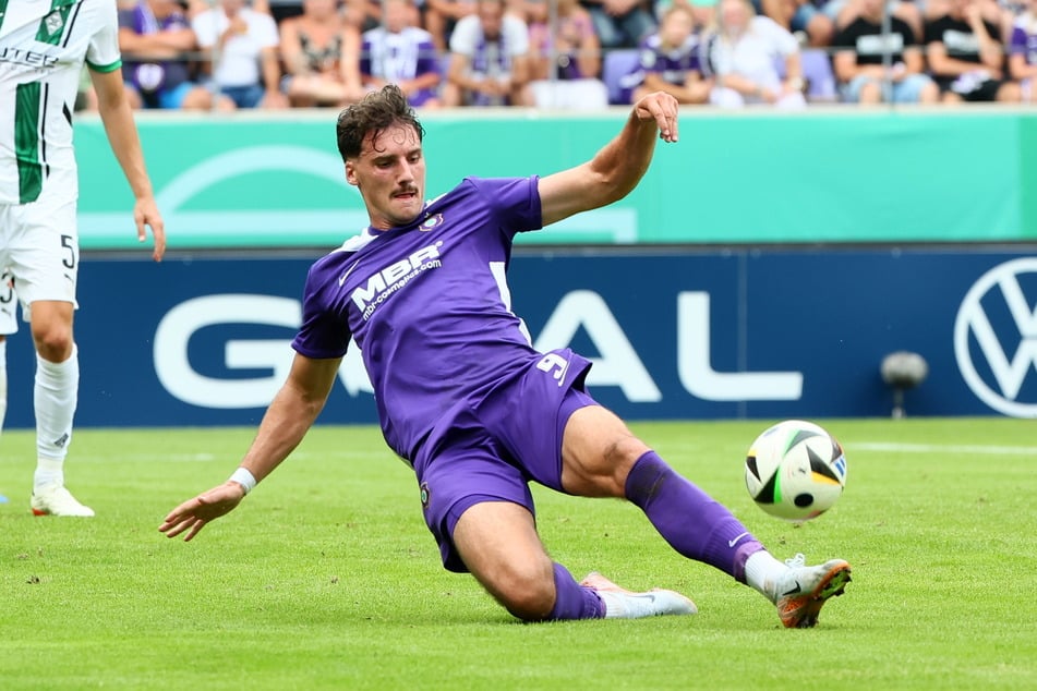 Ricky Bornschein (25) ist nach seinem Außenbandriss im Sprunggelenk wieder fit, spielte auch im Pokal in Annaberg eine Hälfte. Er ist die erste Alternative zu Marcel Bär.