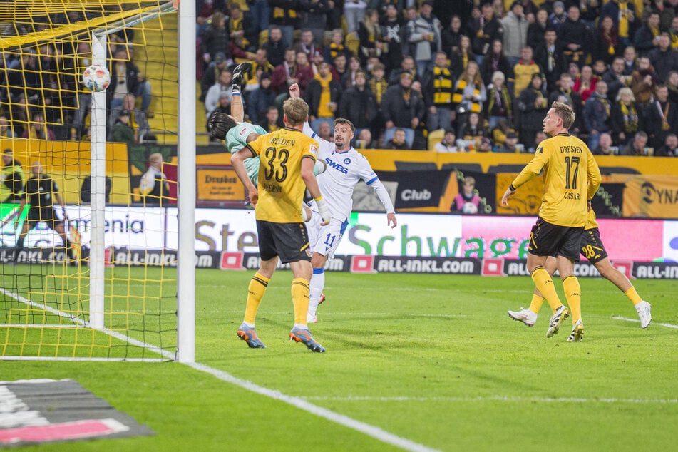 Standardsituationen - wie hier beim 1:1 - waren nur eines von Dynamos Problemen.