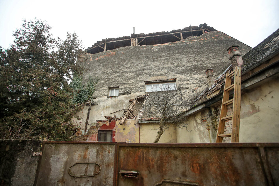 The town of Petrinja suffered significant damage to numerous buildings.