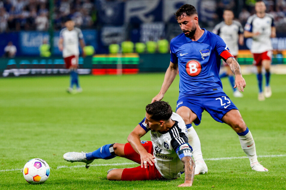 In der zweiten Halbzeit war das Duell zwischen dem HSV und Hertha BSC von Zweikämpfen geprägt. Die Rothosen nahmen letztlich verdiente drei Punkte mit.