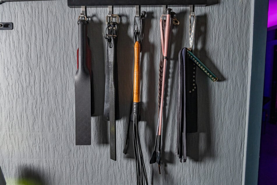 Werkzeug im höllischen Lusttempel.