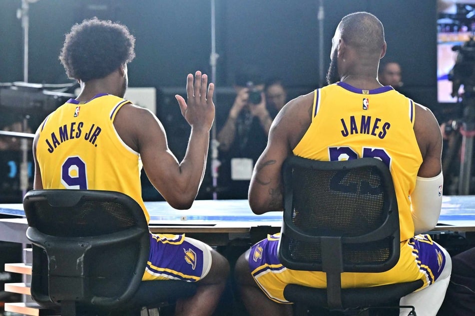 The Los Angeles Lakers' LeBron James (r.) and his son Bronny James at the Lakers NBA media day on Monday.