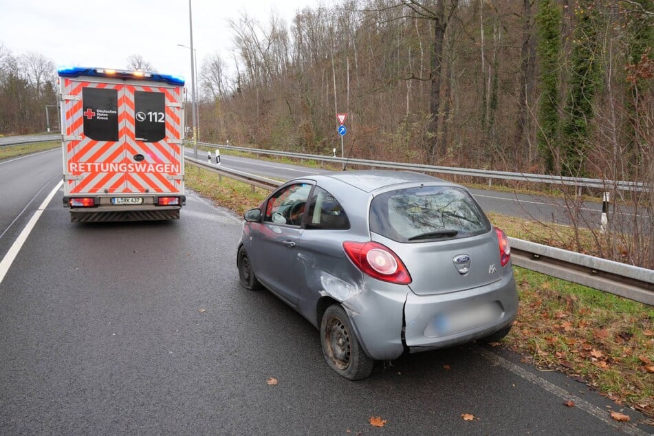 Die 27-Jährige krachte mit ihrem Ford gegen die Leitplanke.