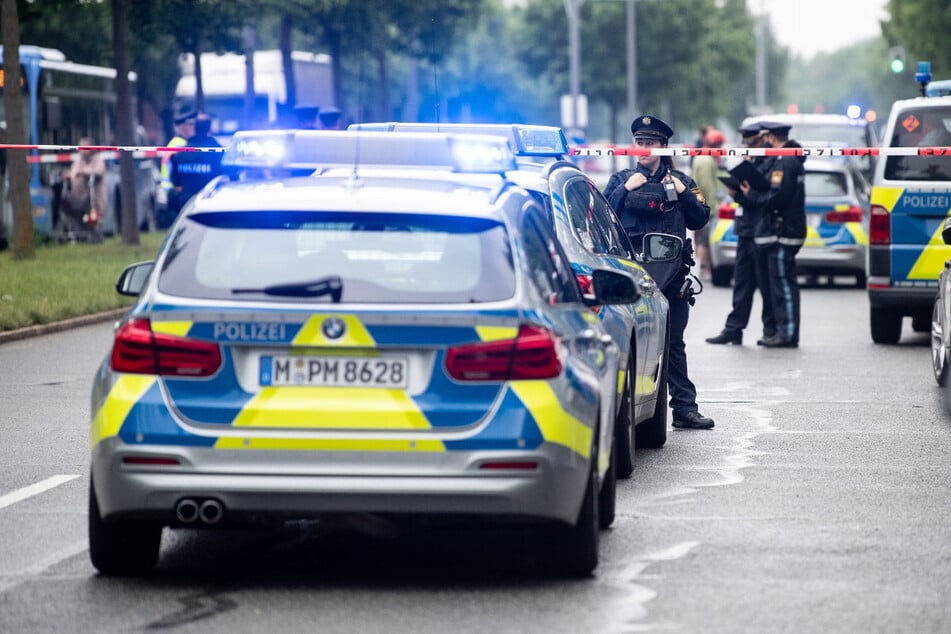 Am 10. Juni 2020 fuhr ein Auto in eine Menschengruppe. Den Ermittlern wurde klar: Hier handelt es sich um eine Fehde im Rocker-Milieu. (Archiv)