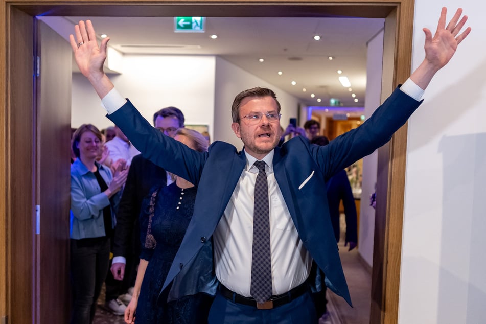 Marcus König (45) gewinnt die OB-Wahl in Nürnberg.