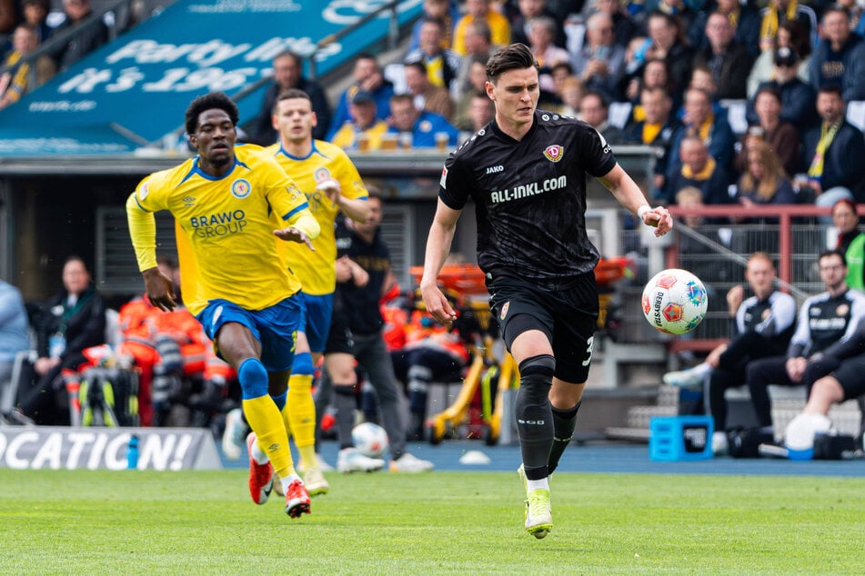 Thomas Keller (26, r.) konnte gegen die Eintracht keine 40 Minuten spielen.