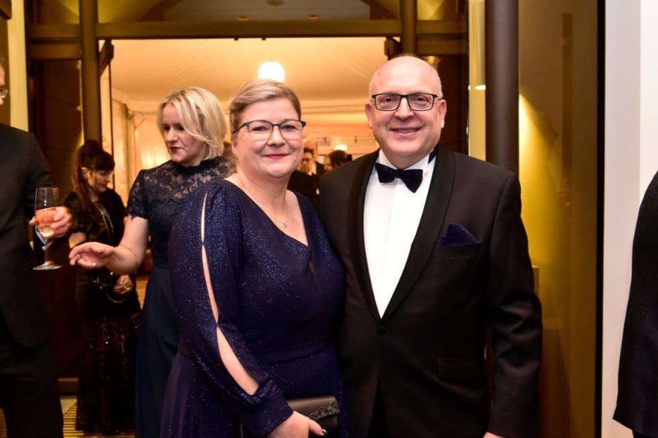 Oberbürgermeister Sven Schulze (54, SPD) und seine Partnerin Antje Döbler verbrachten einen Abend "mit der für Chemnitz so typischen Unbeschwertheit".
