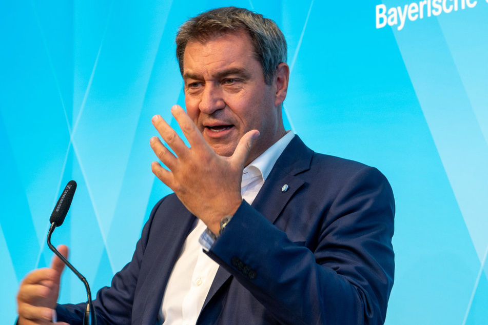Bayerns Ministerpräsident Markus Söder wirft der Bundesregierung vor, die bayerischen Speicher zu spät befüllt zu haben.