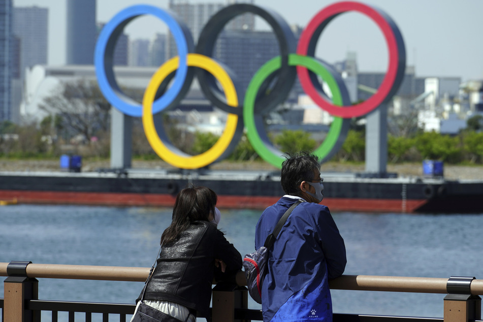 Ende Juli sollen in Tokyo die olympischen Spiele stattfinden, nun steigen in der japanischen Hauptstadt aber erstmal wieder die Crona-Fallzahlen.