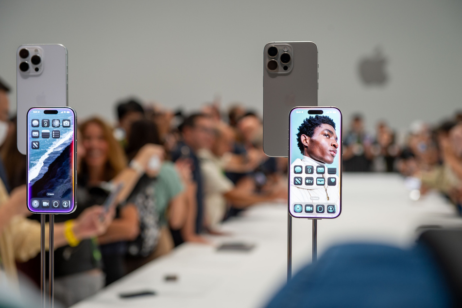 Das neue iPhone soll laut Gerüchten einen dünneren "Kollegen" bekommen. Im Foto: das iPhone 16 Pro. (Archivfoto)