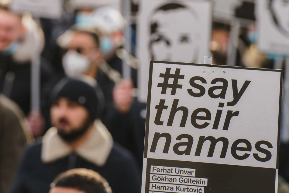 "Imageschaden" für die Regierung: Mittel für Projekte gegen Rechtsextremismus blockiert