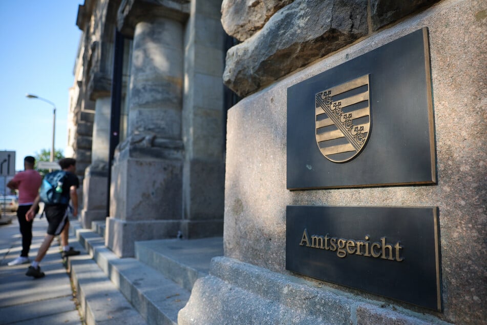 Das Leipziger Amtsgericht - hier kam es noch nicht mal zur Vorführung des Großdealers. Seine Freilassung wurde am Telefon verfügt.