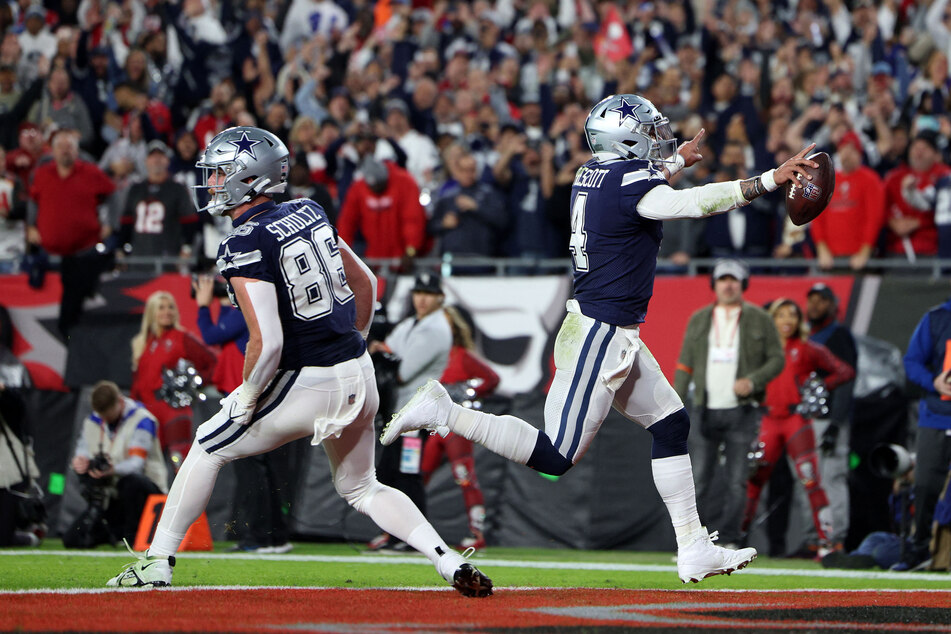 NFL: Cowboys trample all over Bucs in one-sided Wild Card win