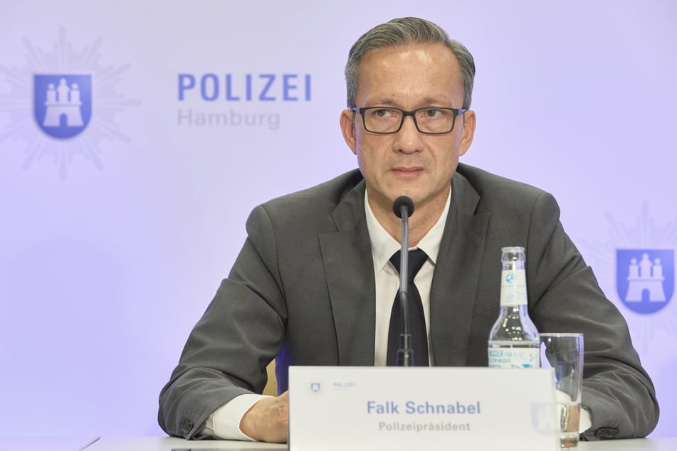 Polizeipräsident Falk Schnabel (56) zeigte sich angesichts der grausamen Taten entsetzt.