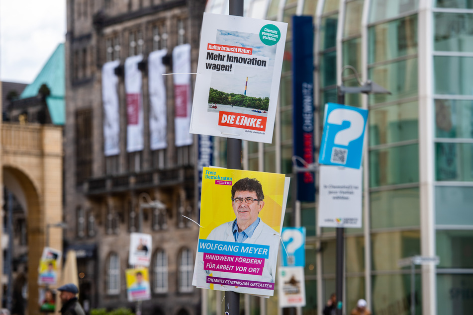 Im kommenden Jahr werden wohl wieder viele Wahlplakate in Chemnitz zu sehen sein - die Stadtratswahlen stehen bevor.