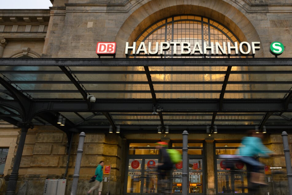 Kofferbombe im Dresdner Hauptbahnhof: Wie ein kleiner Stein zum Täter führte