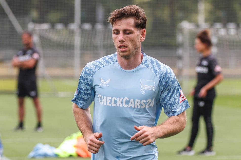 Nach dem vielversprechenden Start ist Leon Jensen bei Hertha BSC durch eine Verletzung ins Hintertreffen geraten.
