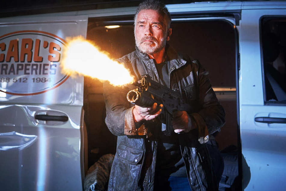 Er ist zurück: Arnold Schwarzenegger greift in "Terminator: Dark Fate" wieder zu den Waffen.