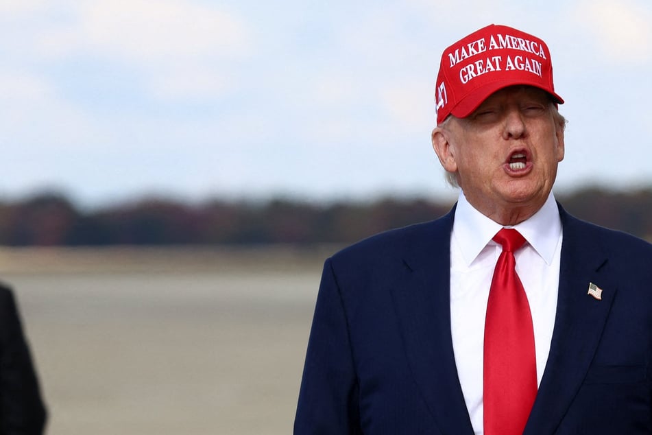 Trump cuts refugee limit to record low – with priority for white South Africans