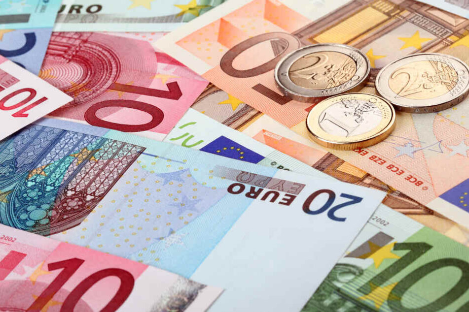 Betrüger wollten von der Seniorin 22.000 Euro ergaunern.
