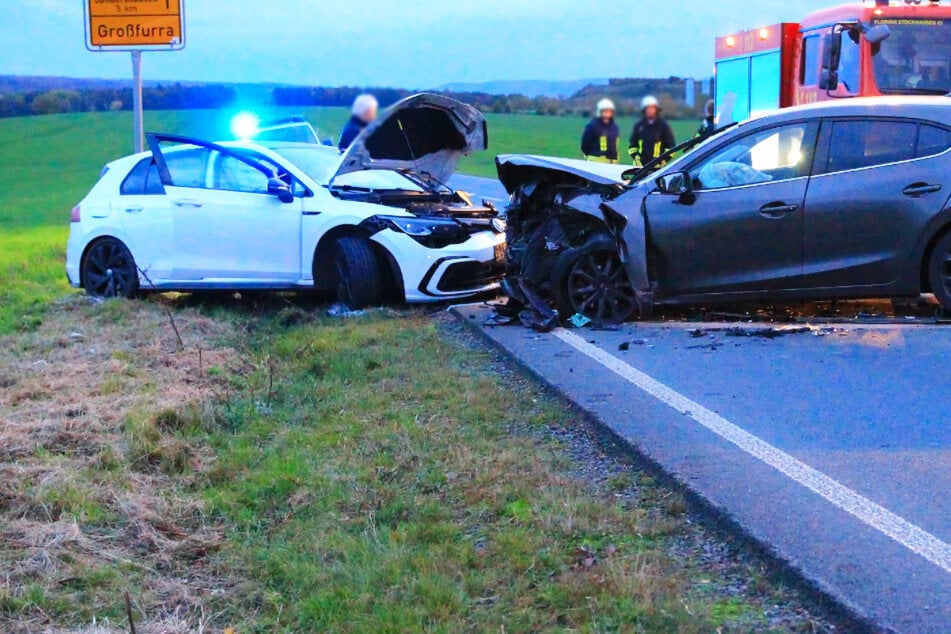 Heftiger Crash in Thüringen: Vier Schwerverletzte, darunter zwei Kinder