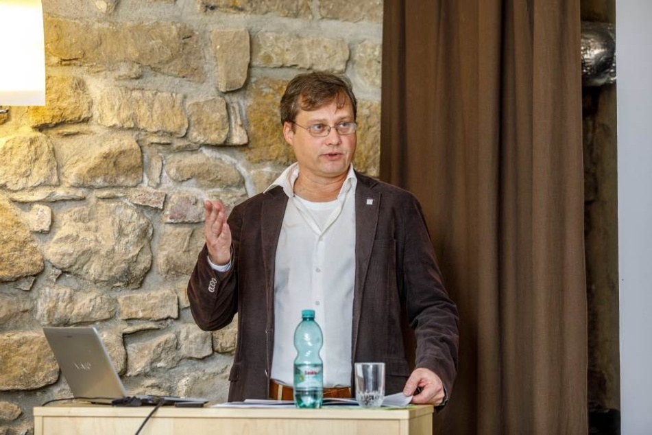 Vereins-Vorstand Torsten Kulke (52) will die Altstadt-Silhouette schützen.