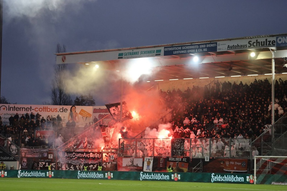 In der Hinrunde sorgten Fans des BFC Dynamo beim Gastspiel in Cottbus für unrühmliche Höhepunkte und eine 15-minütige Spielunterbrechung.