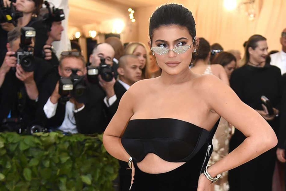 Fans sammeln Geld für Kylie Jenner, der Grund ist wirklich nicht zu fassen