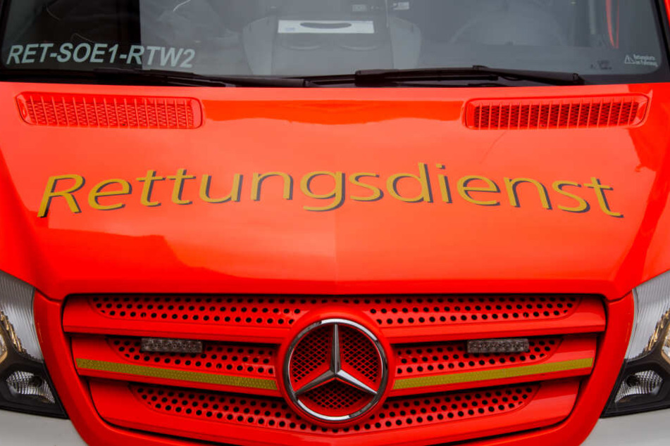 Für den 14-Jährigen ging es nach der Aktion umgehend ins Krankenhaus (Symbolbild).