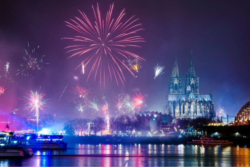 Feuerwerk gehört für eine Mehrheit der Deutschen fest zu Silvester.