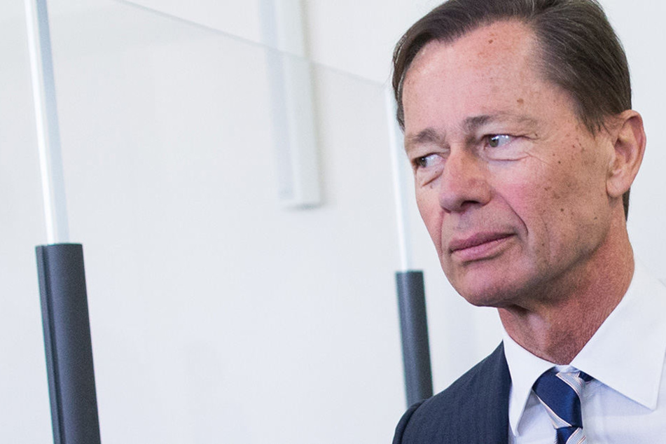 Thomas Middelhoff zog den Antrag auf Haftverkürzung zurück.