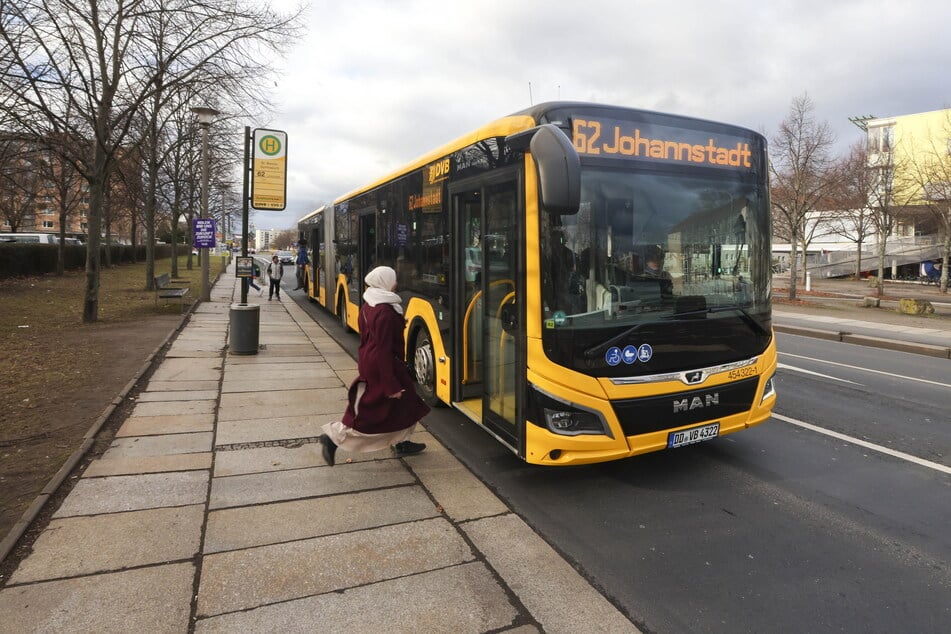 Die Fahrplanänderung betrifft nur die Buslinie 62 aus Richtung Dölzschen. In der entgegengesetzten Fahrtrichtung verändert sich der Fahrplan nicht. (Archivbild)