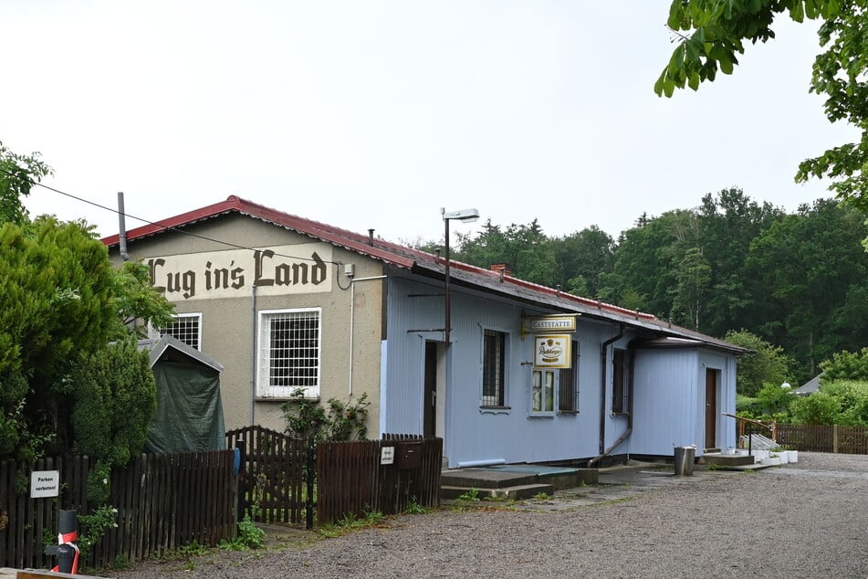 Die Gartenkneipe "Lug ins Land" hat einen neuen Pächter gefunden und wird am Samstag unter dem Namen "Sto Vasilis" neu eröffnet.