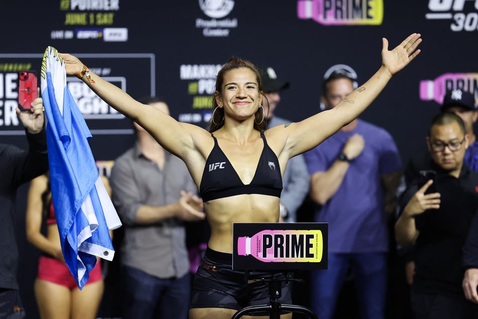 Nach ihrem Triumph am Samstag steht Ailín Pérez bei einer UFC-Bilanz von vier Siegen bei nur einer Niederlage.