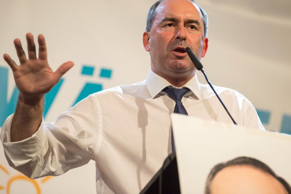 Hubert Aiwanger glaubt an eine Regierungsbeteiligung der Freien Wähler. (Archivbild)