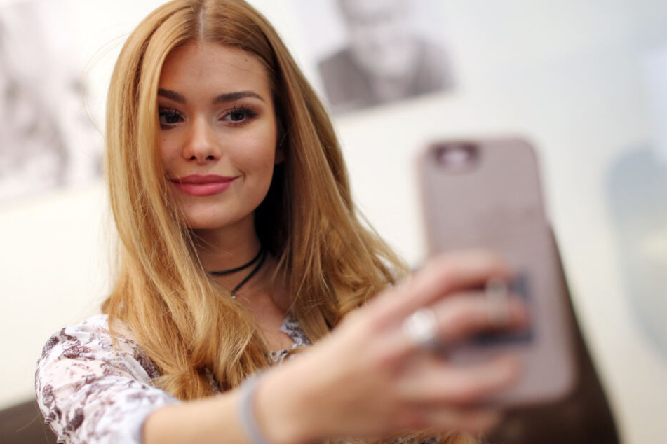 Wegen möglicher fehlender Werbekennzeichnung sind neben Pamela Reif (Foto) auch andere Influencerinnen in Rechtsstreitigkeiten verwickelt.
