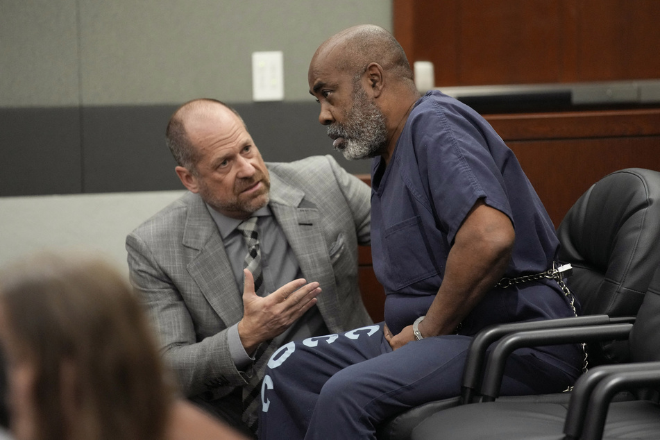 Duane "Keefe D" Davis speaks with attorney Ross Goodman in a Las Vegas court on October 19, 2023 for his arraignment on murder charges in the death of rapper Tupac Shakur.