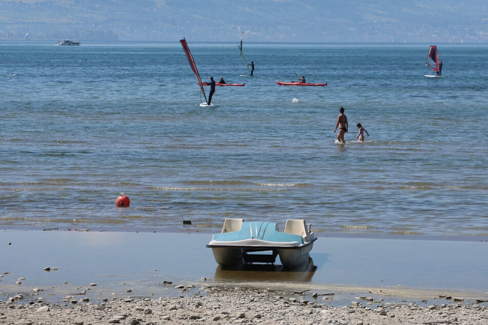 An der Unfallstelle im Bodensee ist das Wasser 20 bis 30 Meter tief.