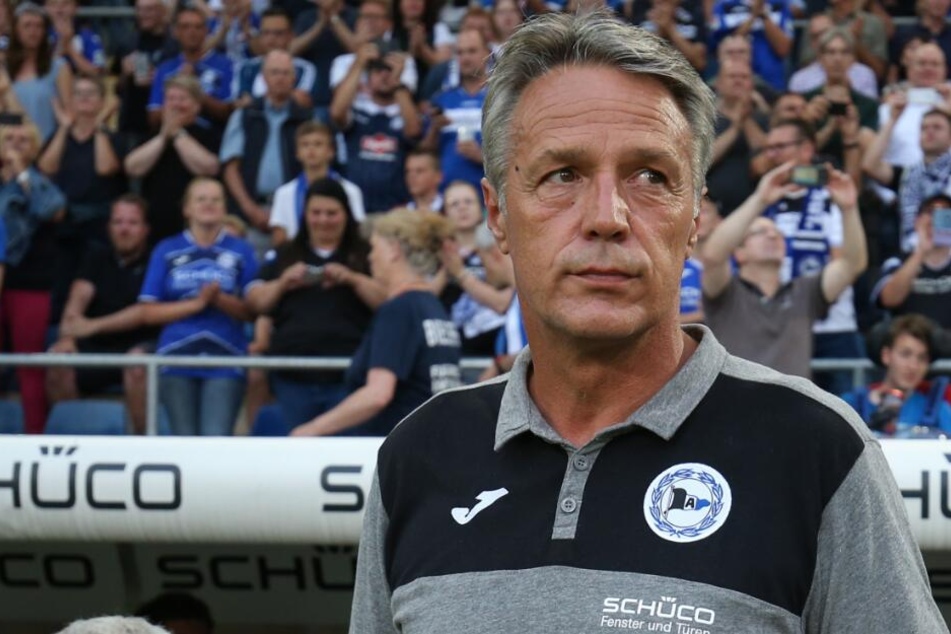 DSC-Trainer Uwe Neuhaus warnt seine Spieler vor dem VfL Bochum.