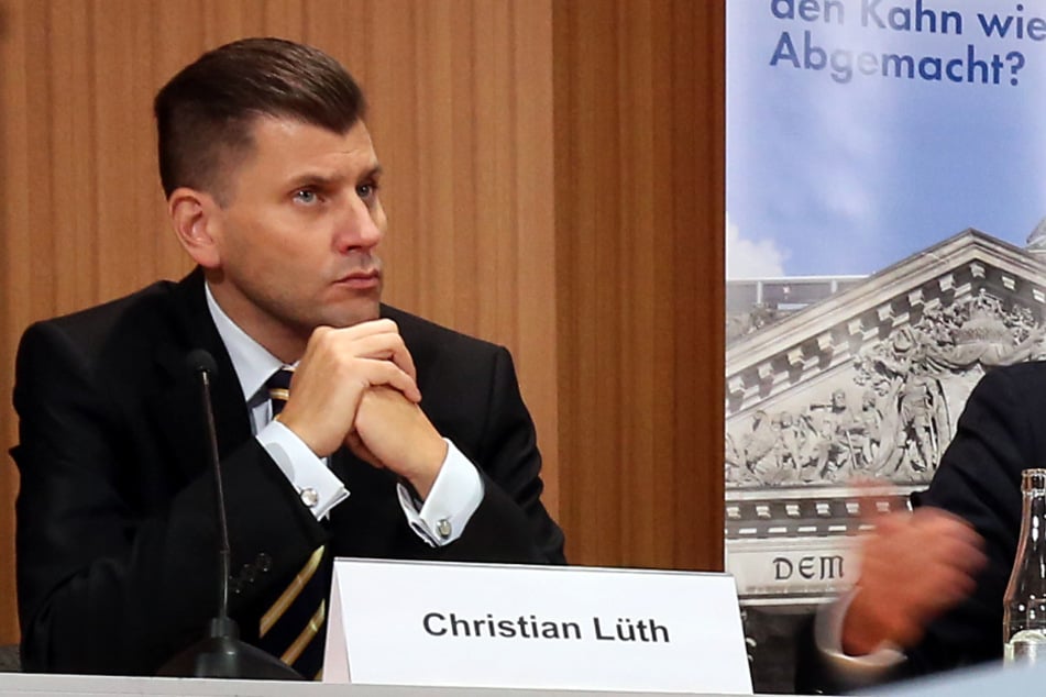 Faschismus-Vorwürfe: AfD feuert Pressesprecher laut Bericht