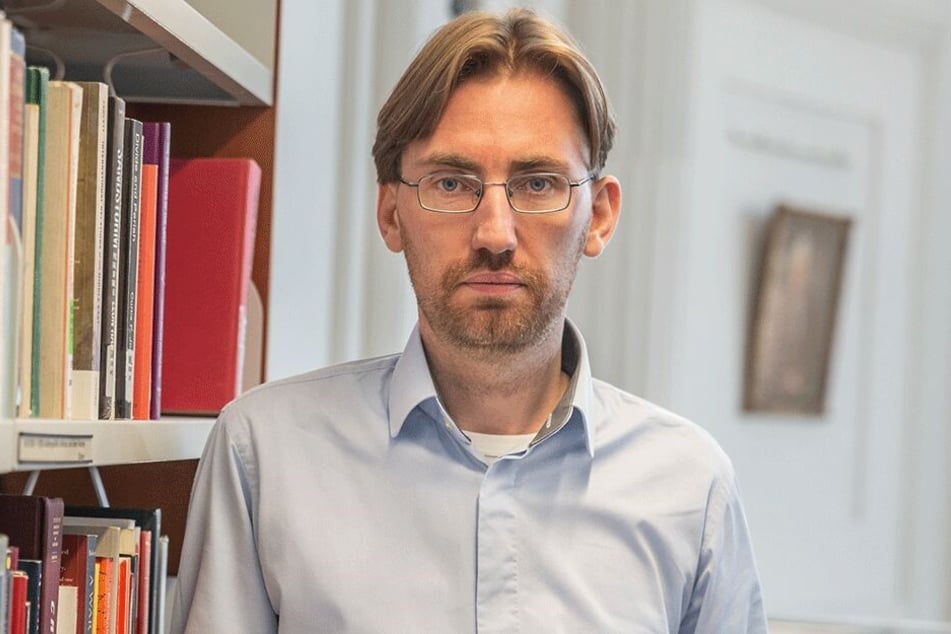 Politikwissenschaftler Hendrik Träger (37).