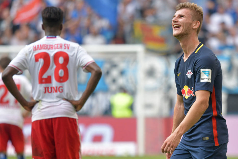 Timo Werner (r.) konnte es letztes Jahr gar nicht glauben: RB Leipzig gewann ebenfalls am 3. Spieltag 4:0 in Hamburg.