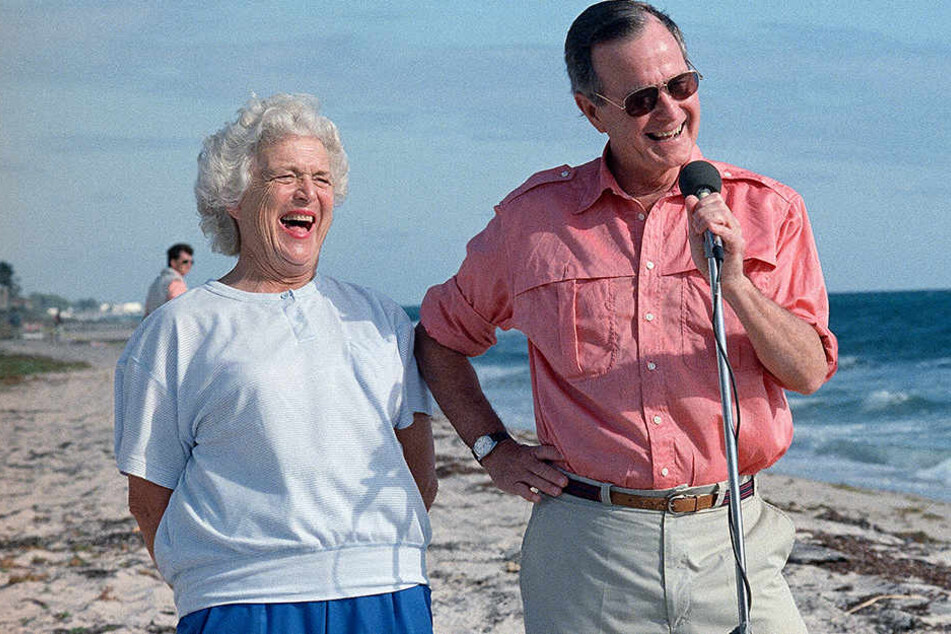 Mit ihrem Ehemann George W. H. Bush war Barbara Bush 73 Jahre lang verheiratet.