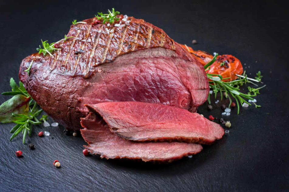 Mit Wildfleisch sollten Polizisten bestochen werden.