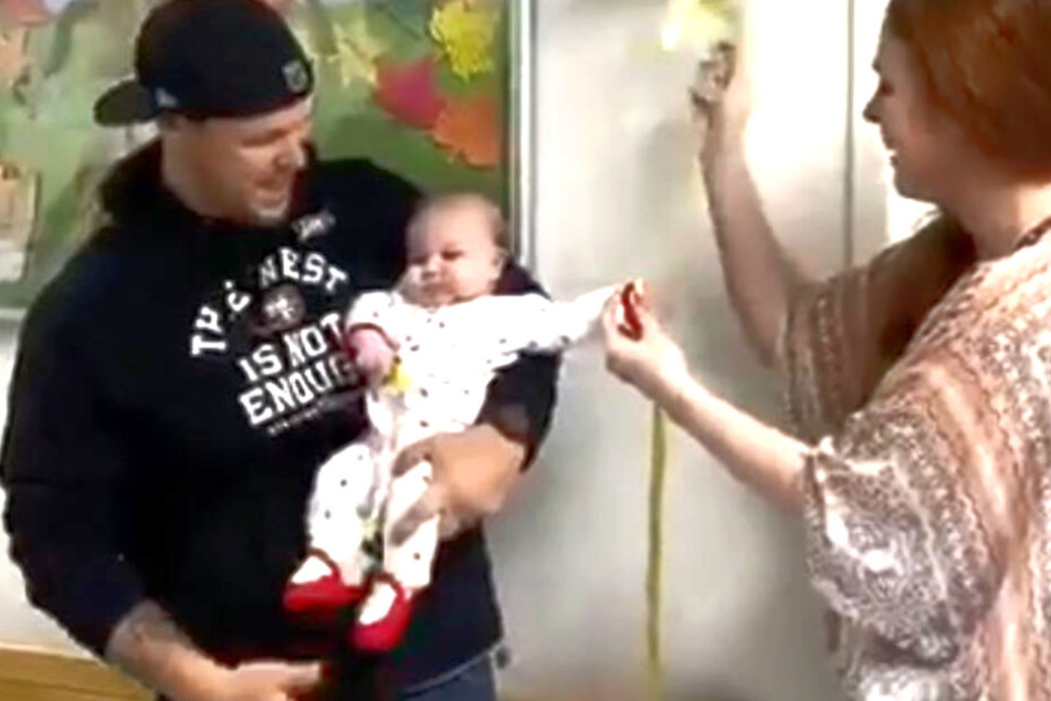 Baby kämpft ein halbes Jahr gegen inoperablen Gehirntumor, dann geschieht ein Wunder!