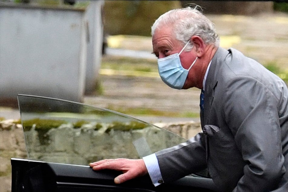 Große Sorge um Prinz Philip: Charles trotz Besuchsverbot bei seinem Vater