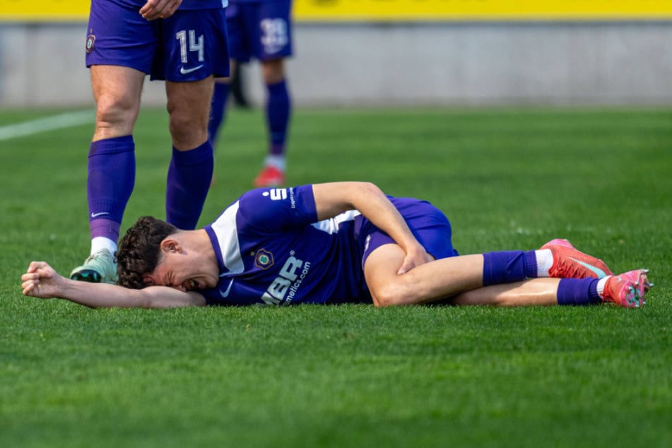 Am 12. April 2025 riss Maxim Burghardt (21) beim Drittligaspiel bei Rot-Weiss Essen das Kreuzband im linken Knie. Eine lange Leidenszeit begann.