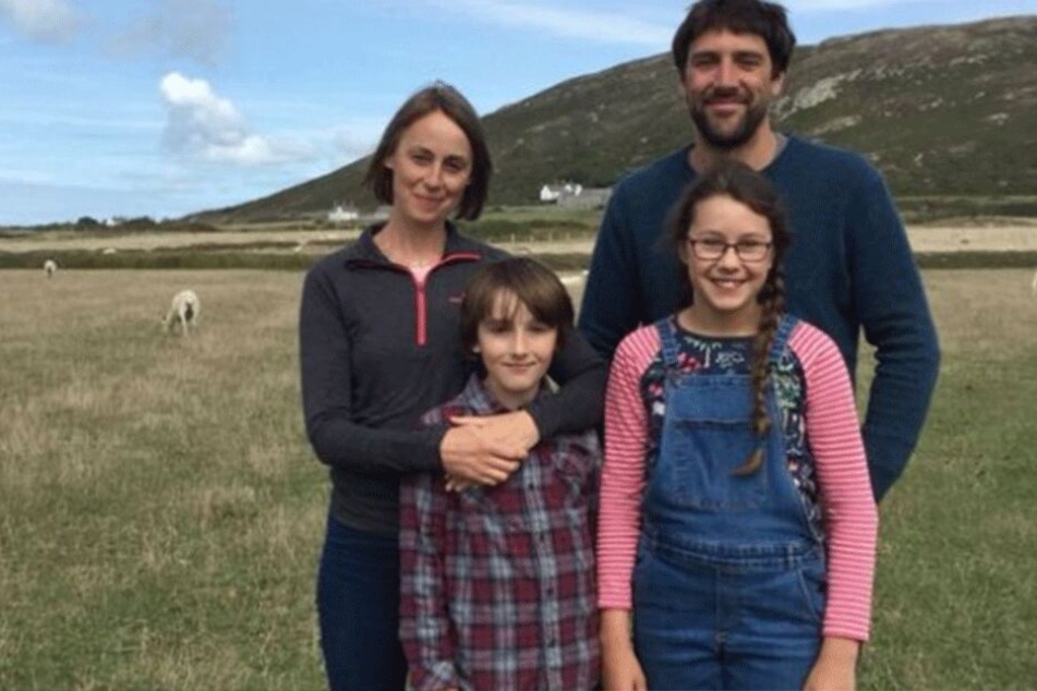 Bardsey Island sucht neue Inselwärter, nachdem Familie Scharer frühzeitig wieder gehen musste.