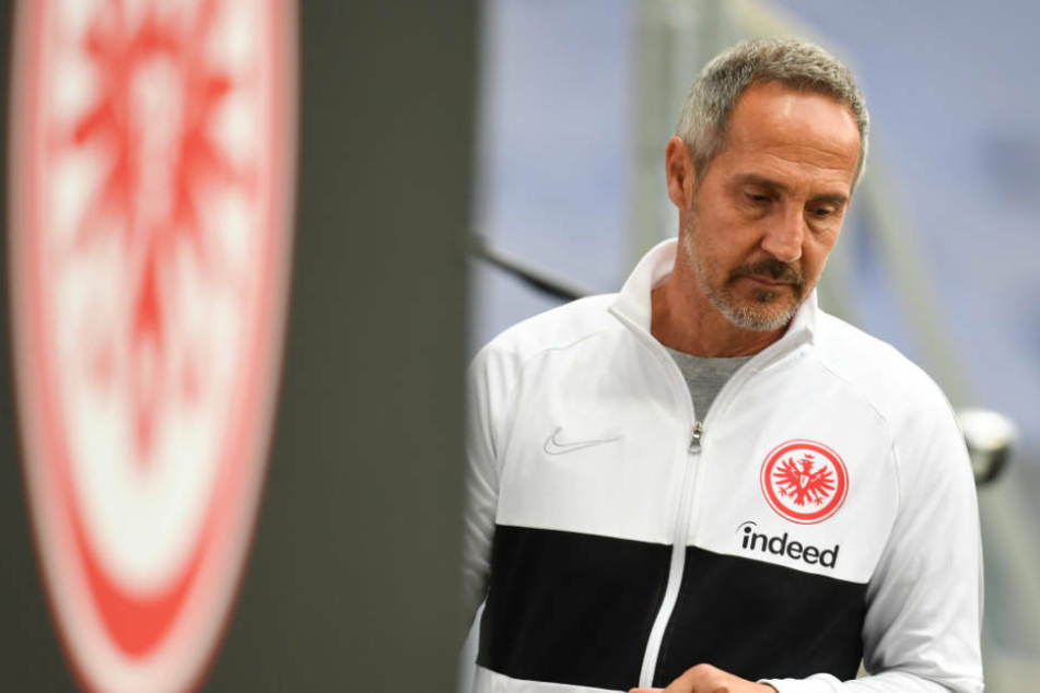 Eintracht-Coach Adi Hütter ist mit dem Erreichtem in dieser Saison nicht unzufrieden (Archivbild).