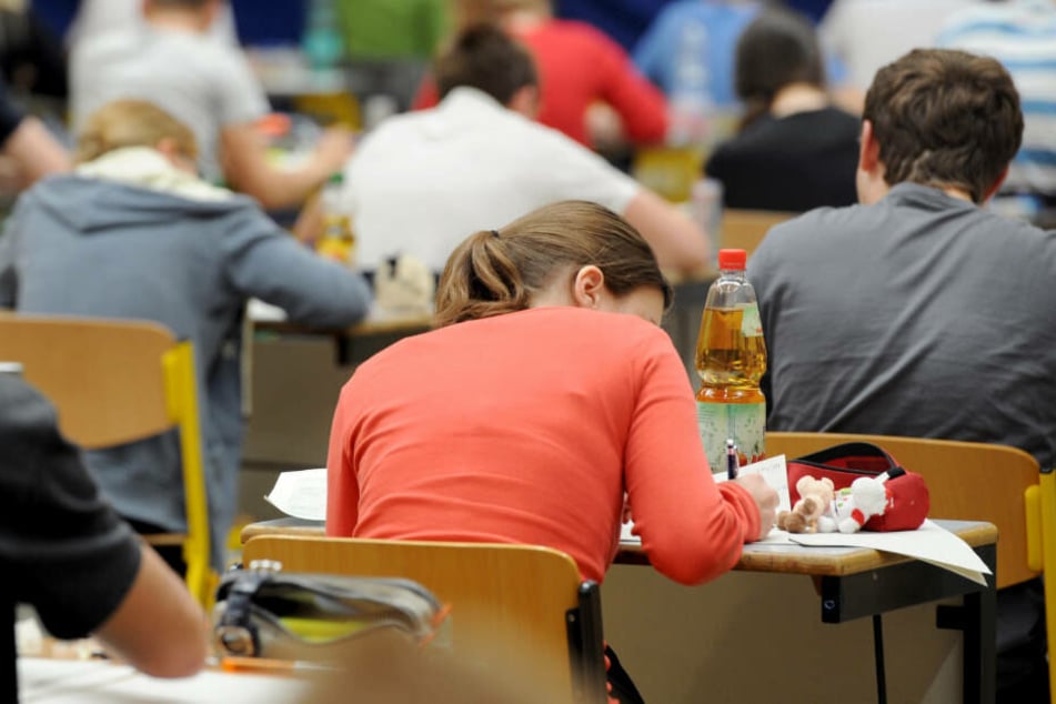 Bei Schülerinnen ist Deutsch als Leistungsfach am beliebtesten.